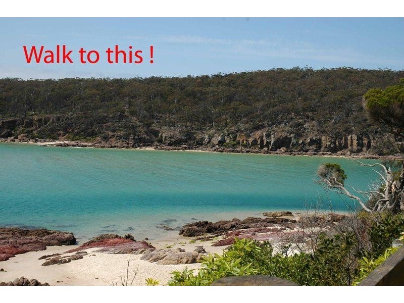 4 Taleban St, Pambula Beach NSW 2549 the real estate agency Sold