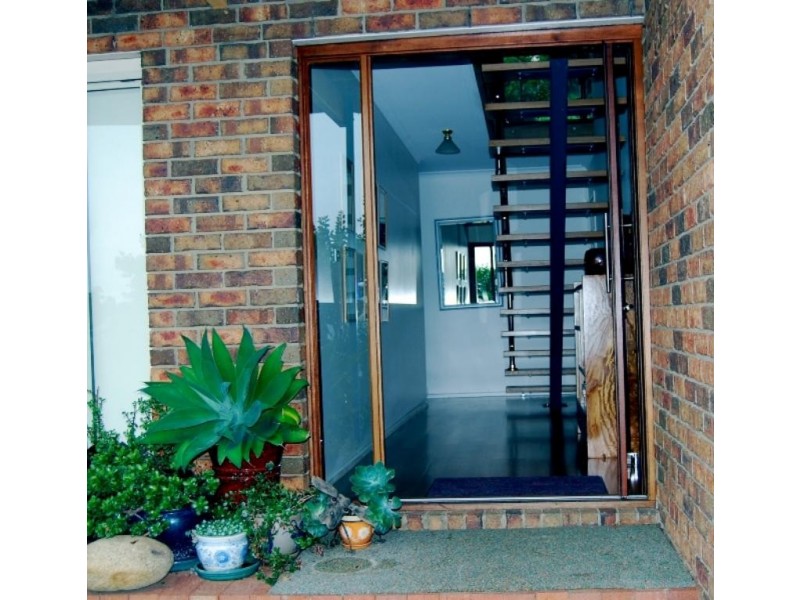 2 Lakewood Dr, Merimbula NSW 2548