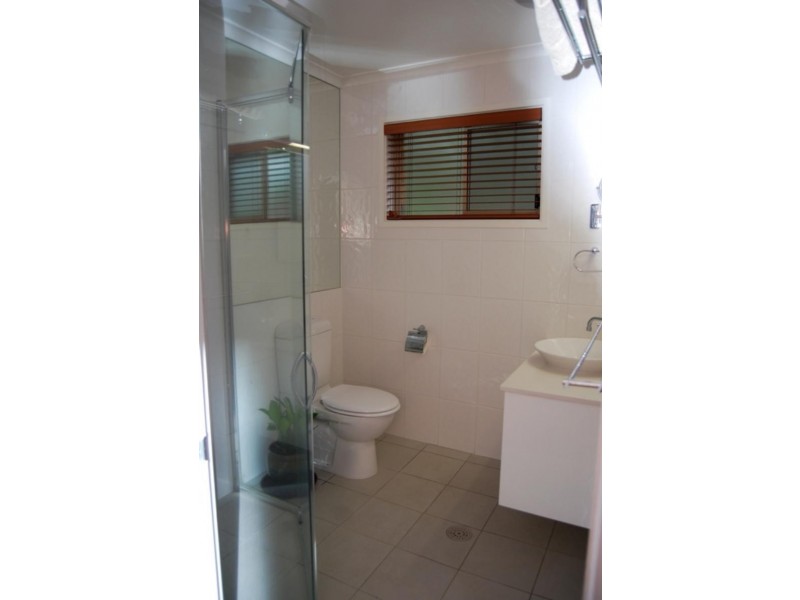 2 Lakewood Dr, Merimbula NSW 2548