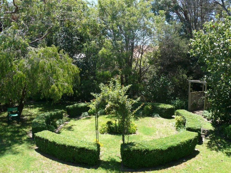 25 Headland  Dr, Tura Beach NSW 2548