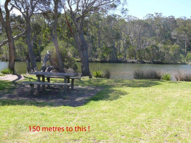 25 Munn  St, Merimbula NSW 2548