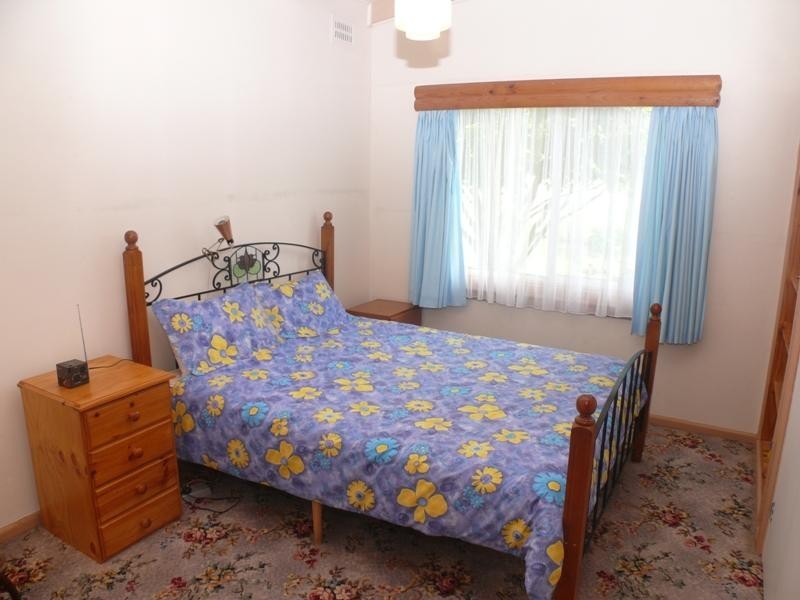 25 Munn  St, Merimbula NSW 2548