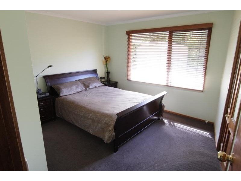 16 Garden  Cir, Merimbula NSW 2548