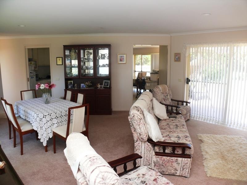 42 Headland  Dr, Tura Beach NSW 2548