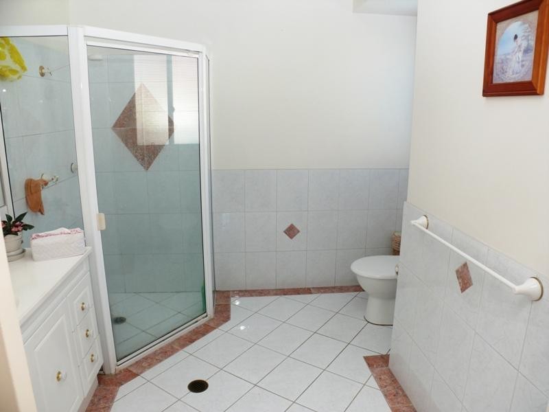 42 Headland  Dr, Tura Beach NSW 2548