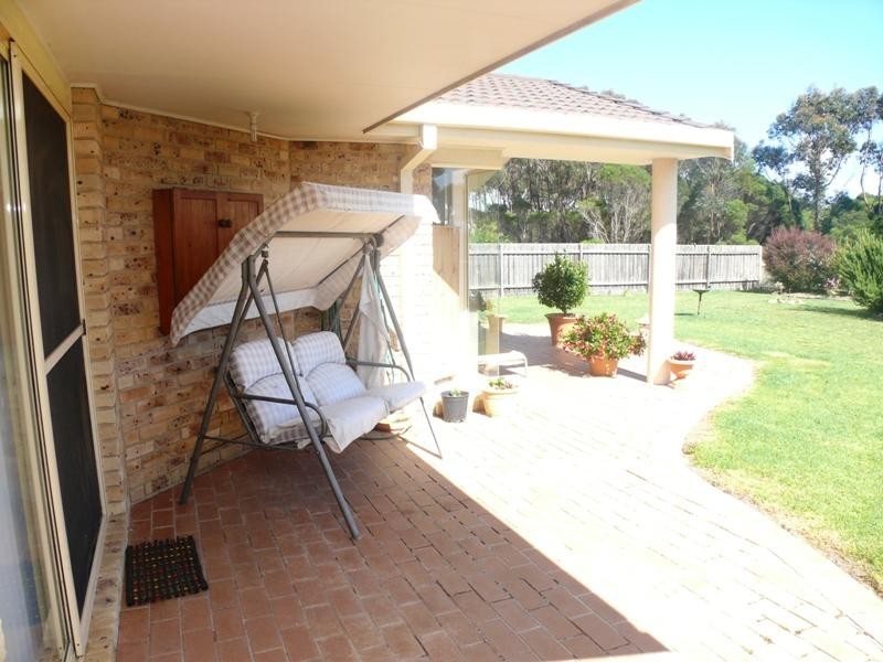 42 Headland  Dr, Tura Beach NSW 2548