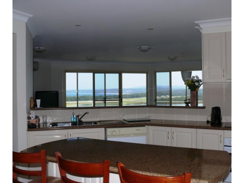 1/20 John  Cl, Merimbula NSW 2548