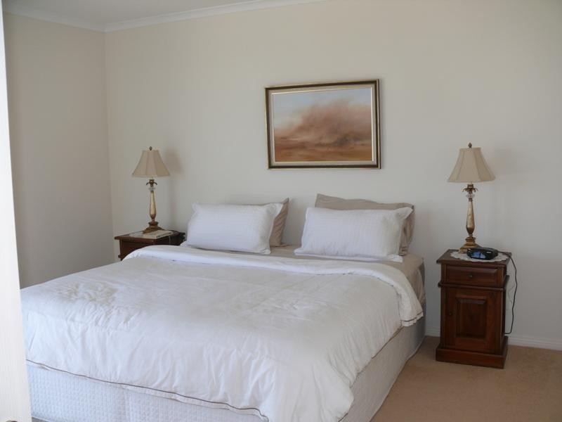 1/20 John  Cl, Merimbula NSW 2548