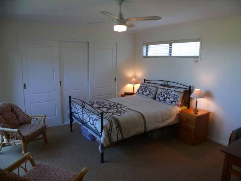 79 Surf  Cir, Tura Beach NSW 2548