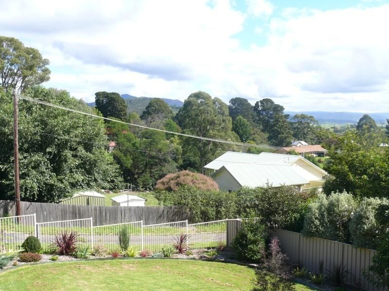 17 Bellbird Ct, Wolumla NSW 2550