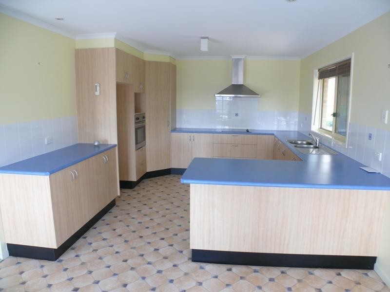 17 Bellbird Ct, Wolumla NSW 2550