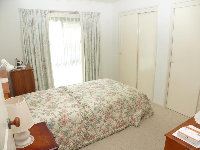 2/14 Yarrawood Ave, Merimbula NSW 2548