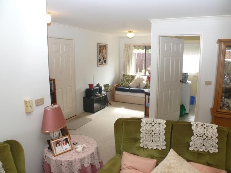 2/14 Yarrawood Ave, Merimbula NSW 2548