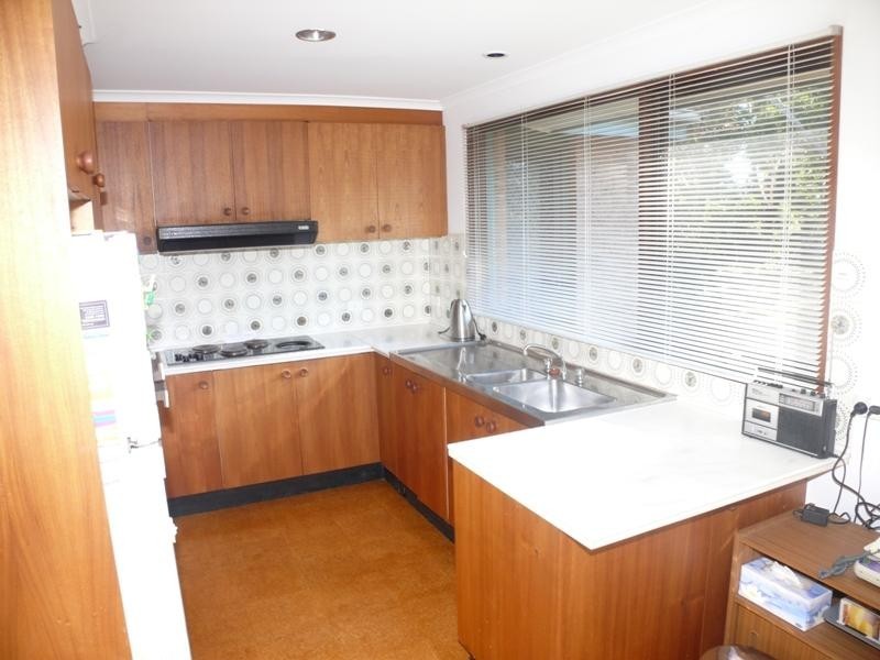71 Surf  Cir, Tura Beach NSW 2548