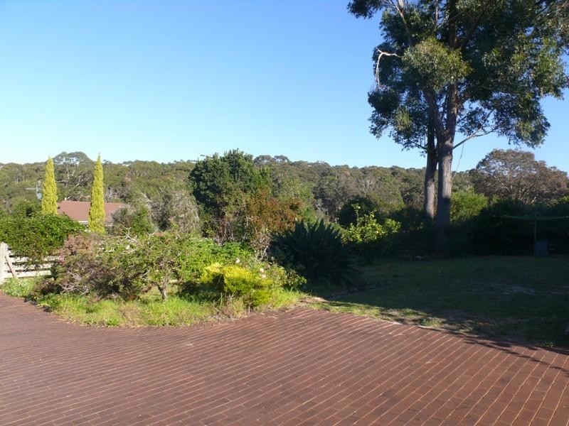 71 Surf  Cir, Tura Beach NSW 2548