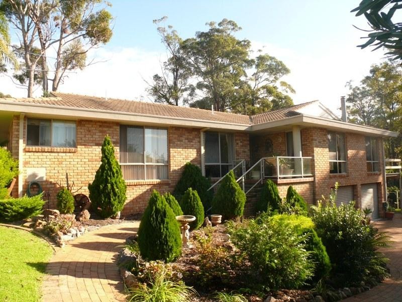 7 Flora Ct, Tura Beach NSW 2548