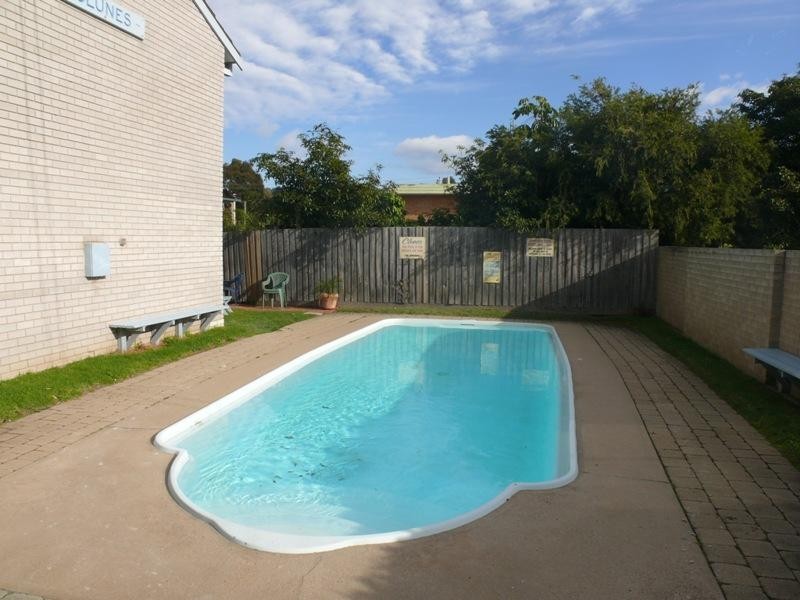 2/88 Main  St, Merimbula NSW 2548