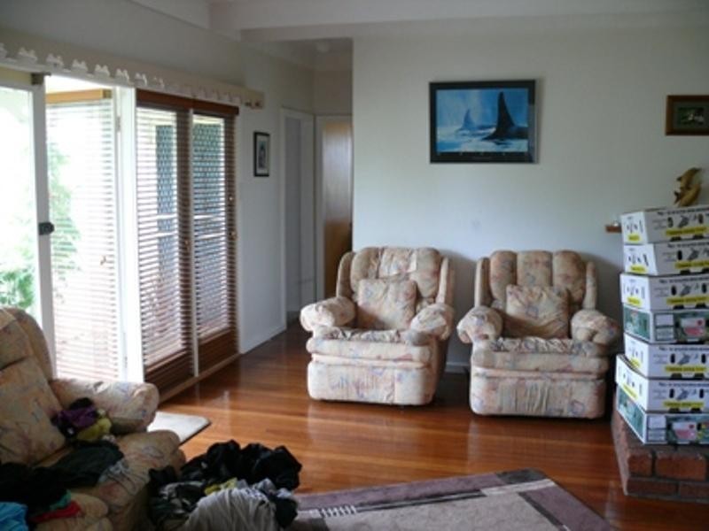 6 Lakeview  Ave, Merimbula NSW 2548