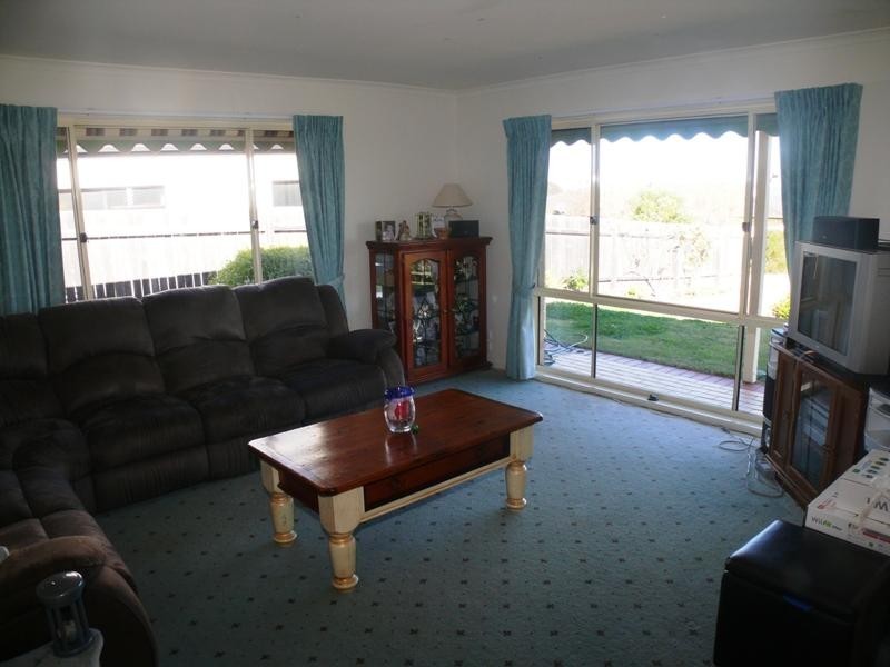 5 Camilla Ct, Merimbula NSW 2548