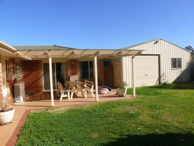 5 Camilla Ct, Merimbula NSW 2548