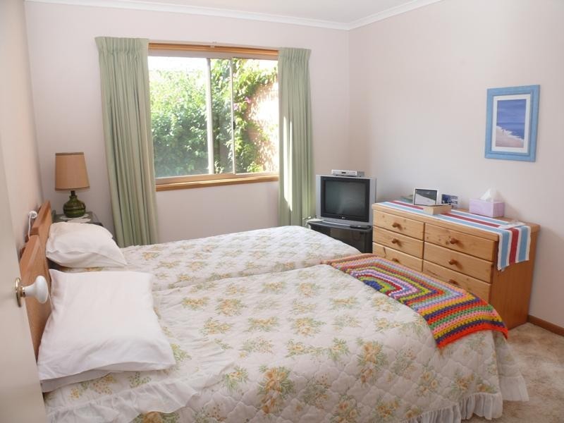 3/7 Berrambool Dr, Merimbula NSW 2548