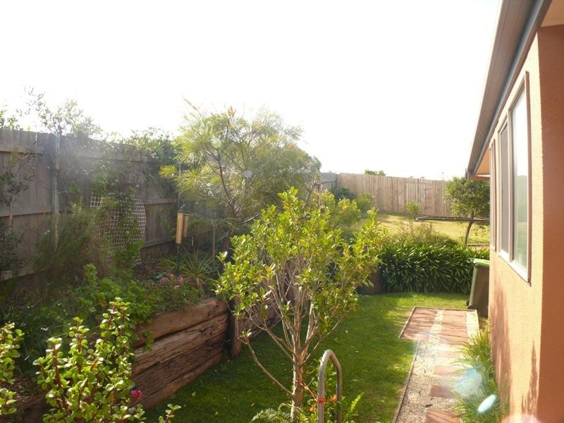 3/7 Berrambool Dr, Merimbula NSW 2548