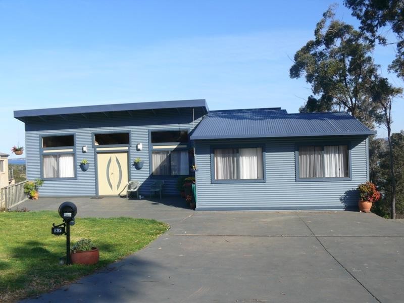 37 John Cl, Merimbula NSW 2548