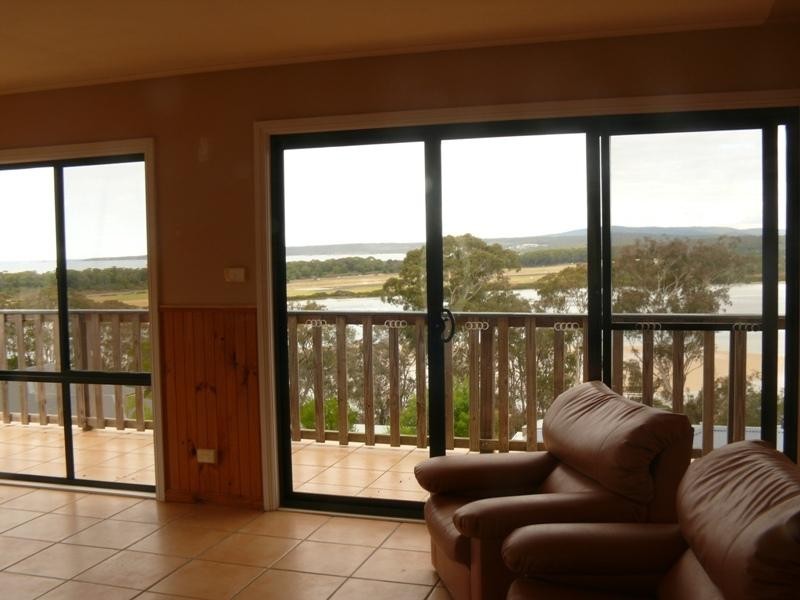 37 John Cl, Merimbula NSW 2548