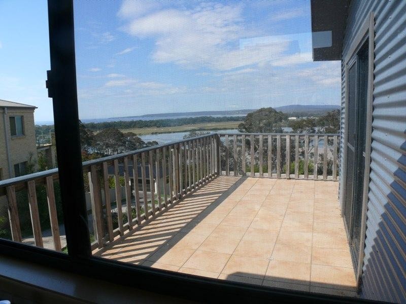 37 John Cl, Merimbula NSW 2548