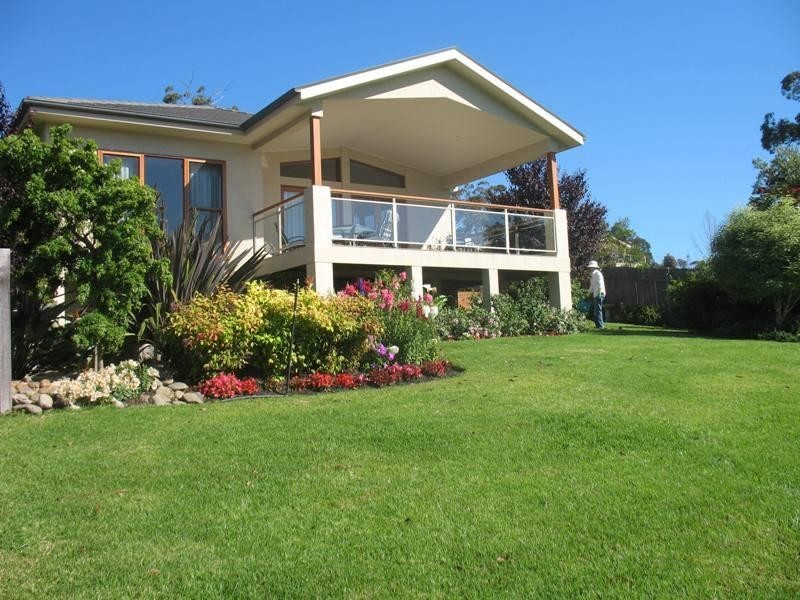 43 The Peninsula -, Tura Beach NSW 2548