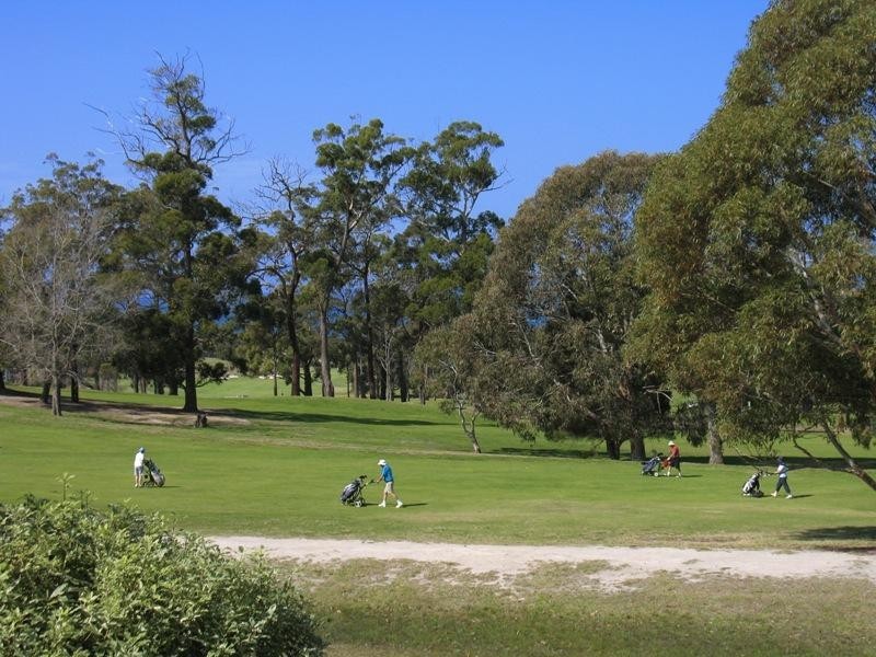 43 The Peninsula -, Tura Beach NSW 2548