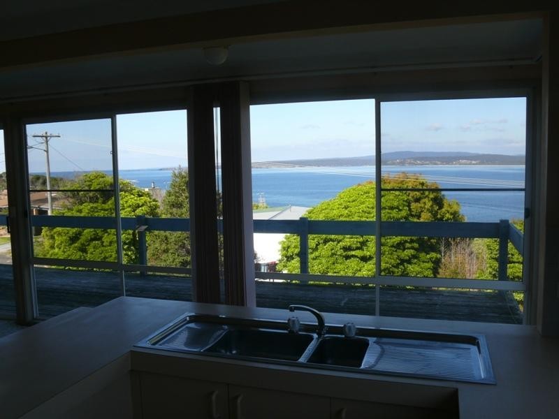 10 Wharf St, Merimbula NSW 2548