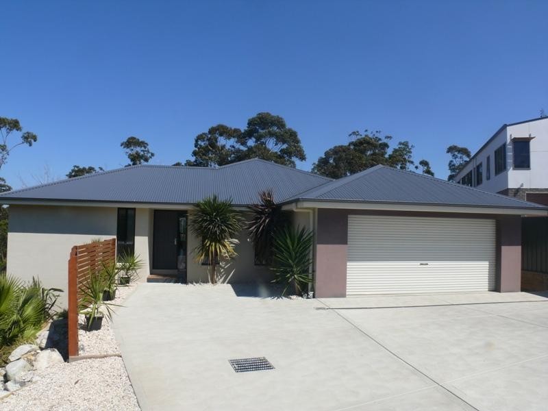 93 Mulloway  Cct, Merimbula NSW 2548