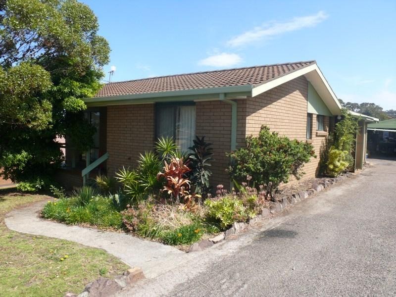 130 Golf  Cct, Tura Beach NSW 2548