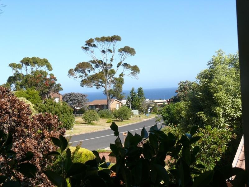 130 Golf  Cct, Tura Beach NSW 2548