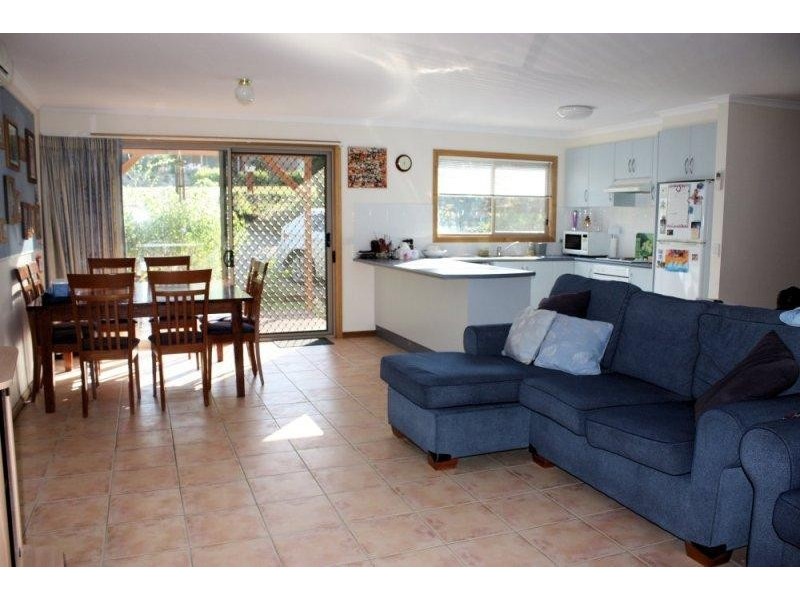 52 Surf Cir, Tura Beach NSW 2548