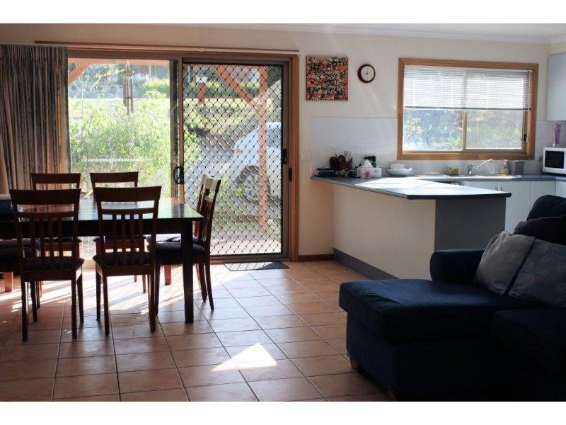 52 Surf Cir, Tura Beach NSW 2548