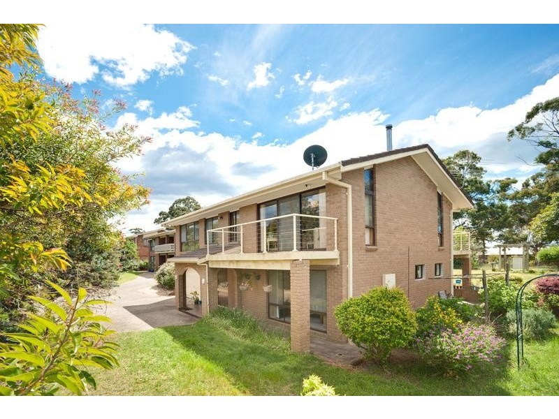 61 Surf  Cir, Tura Beach NSW 2548