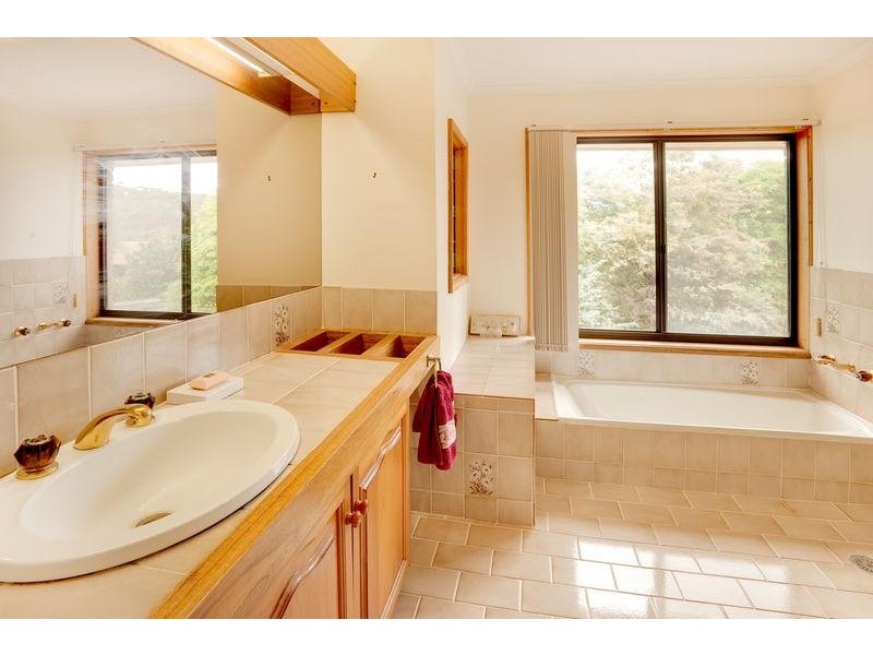 61 Surf  Cir, Tura Beach NSW 2548