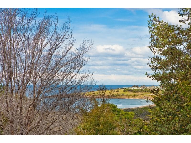 61 Surf  Cir, Tura Beach NSW 2548