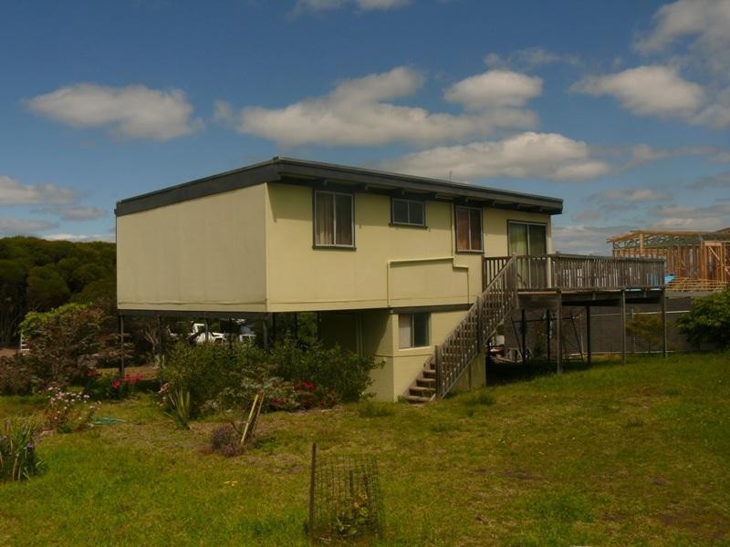 14 Tasman St, Merimbula NSW 2548
