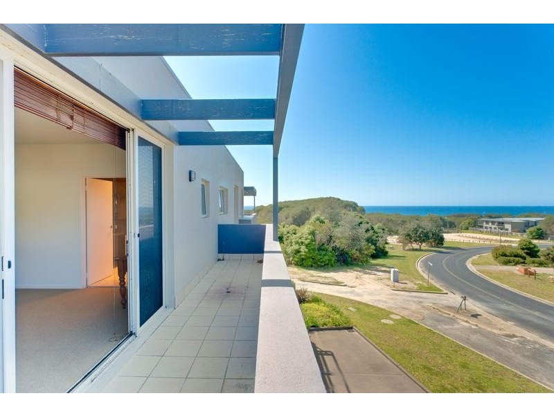 129 Tura Beach Dr, Tura Beach NSW 2548