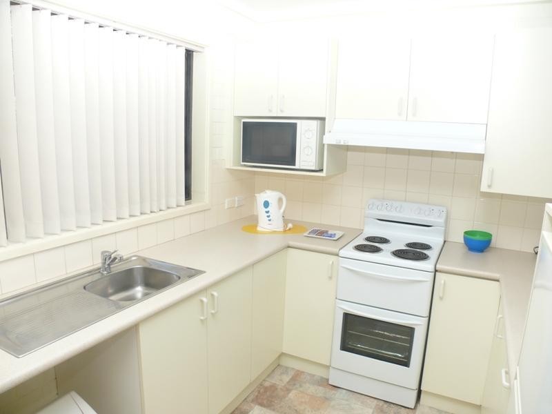 2/37 Ocean Dr, Merimbula NSW 2548