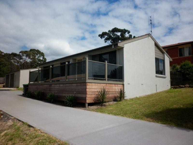 82 Surf  Cir, Tura Beach NSW 2548
