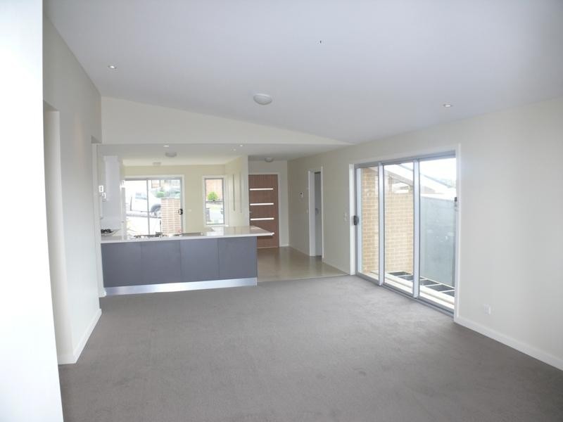 5a & 5b Lisa  Ct, Merimbula NSW 2548