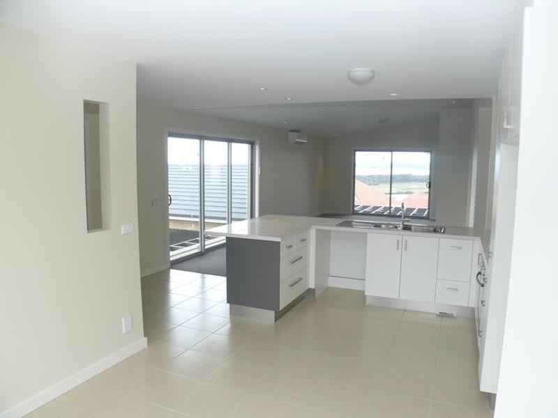 5a & 5b Lisa  Ct, Merimbula NSW 2548