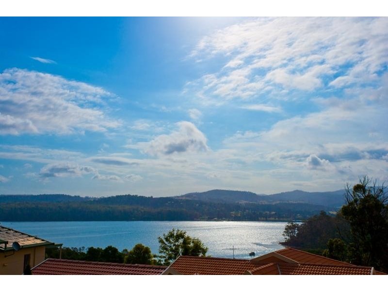 11 Teal Ct, Merimbula NSW 2548