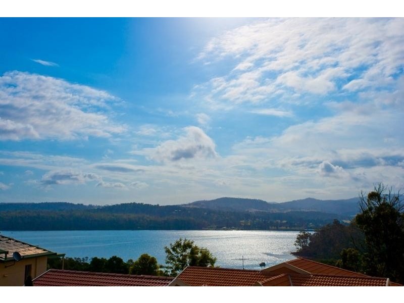 11 Teal Ct, Merimbula NSW 2548