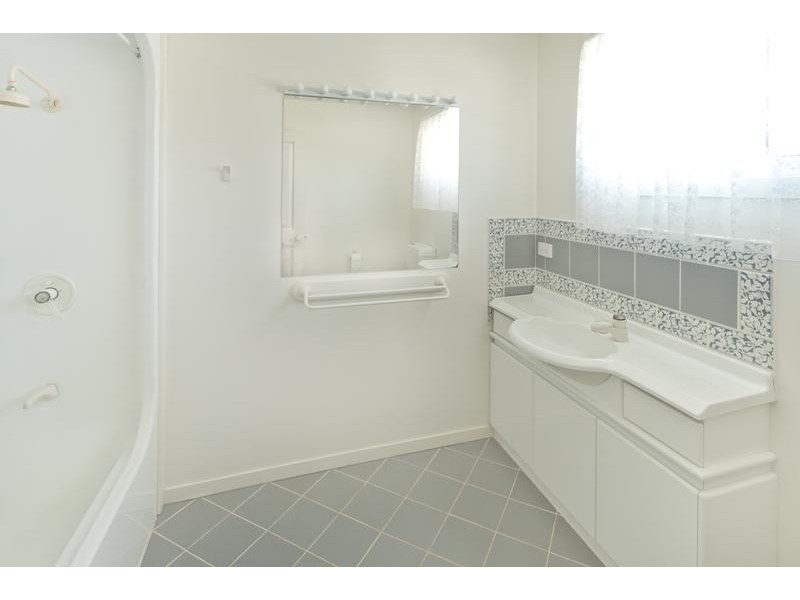 11 Teal Ct, Merimbula NSW 2548