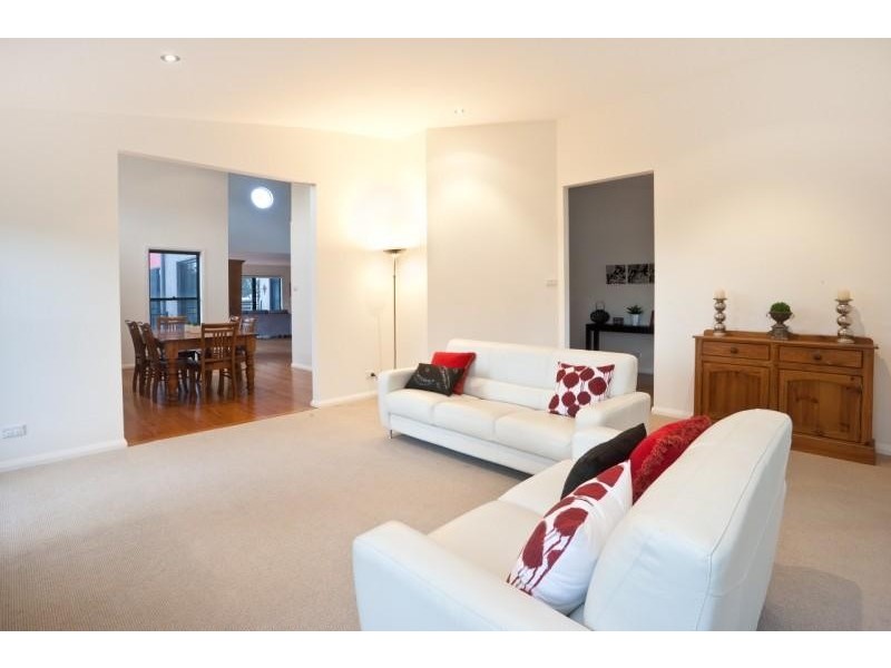 16 Kangaroo  Run, Tura Beach NSW 2548